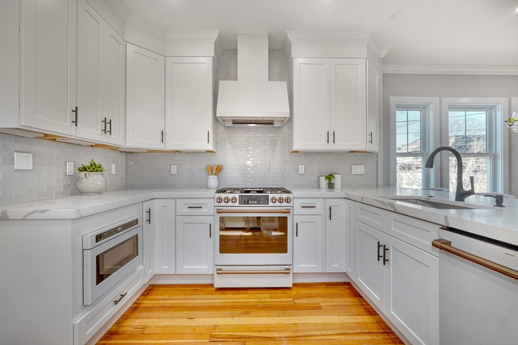 114-116 West Wyoming # 2