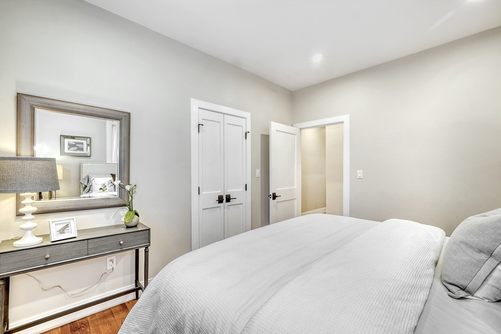 114-116 West Wyoming Ave # 1