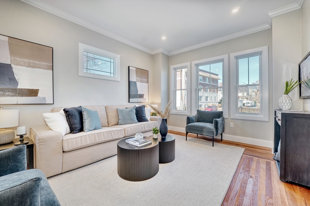 114-116 West Wyoming Ave # 1