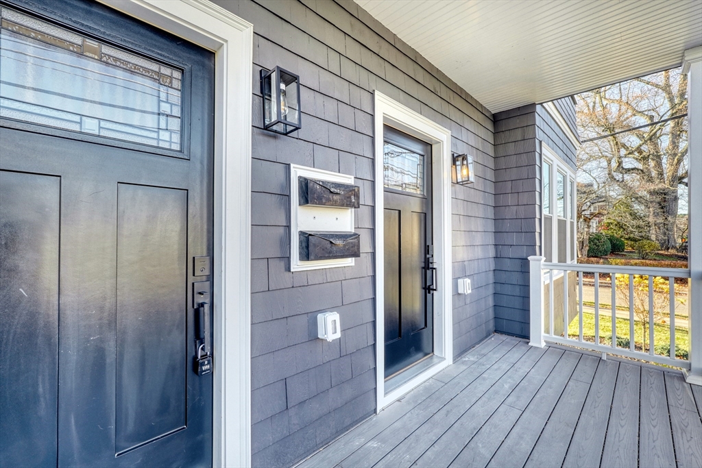 114-116 West Wyoming Ave # 1