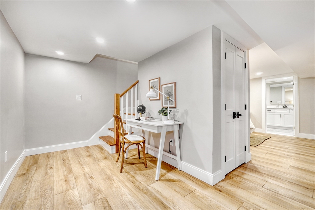 114-116 West Wyoming Ave # 1