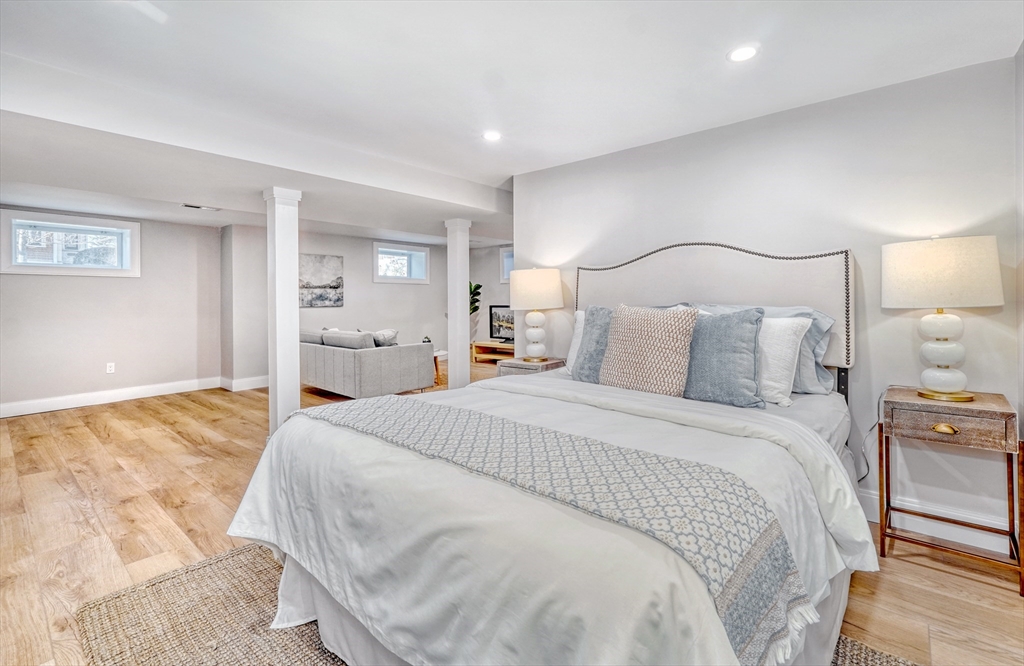 114-116 West Wyoming Ave # 1