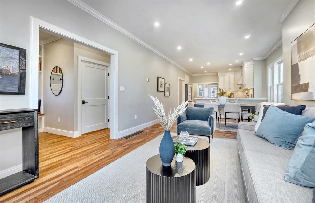 114-116 West Wyoming Ave # 1