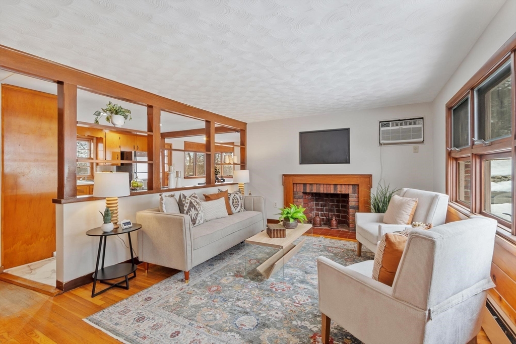 6 Colby Terrace