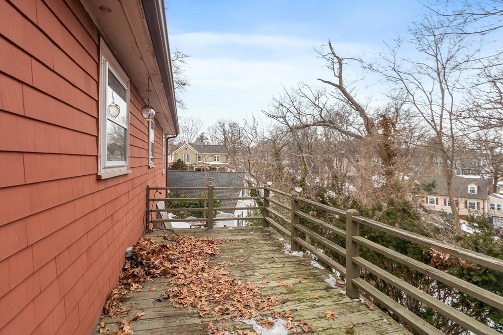 6 Colby Terrace