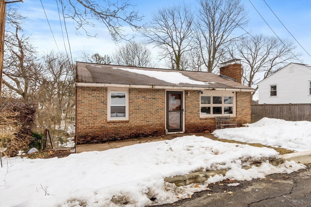 6 Colby Terrace