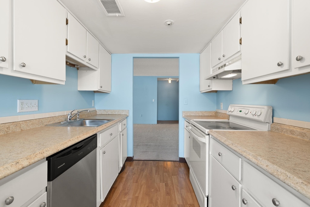 49 Melrose Street Unit: 1F