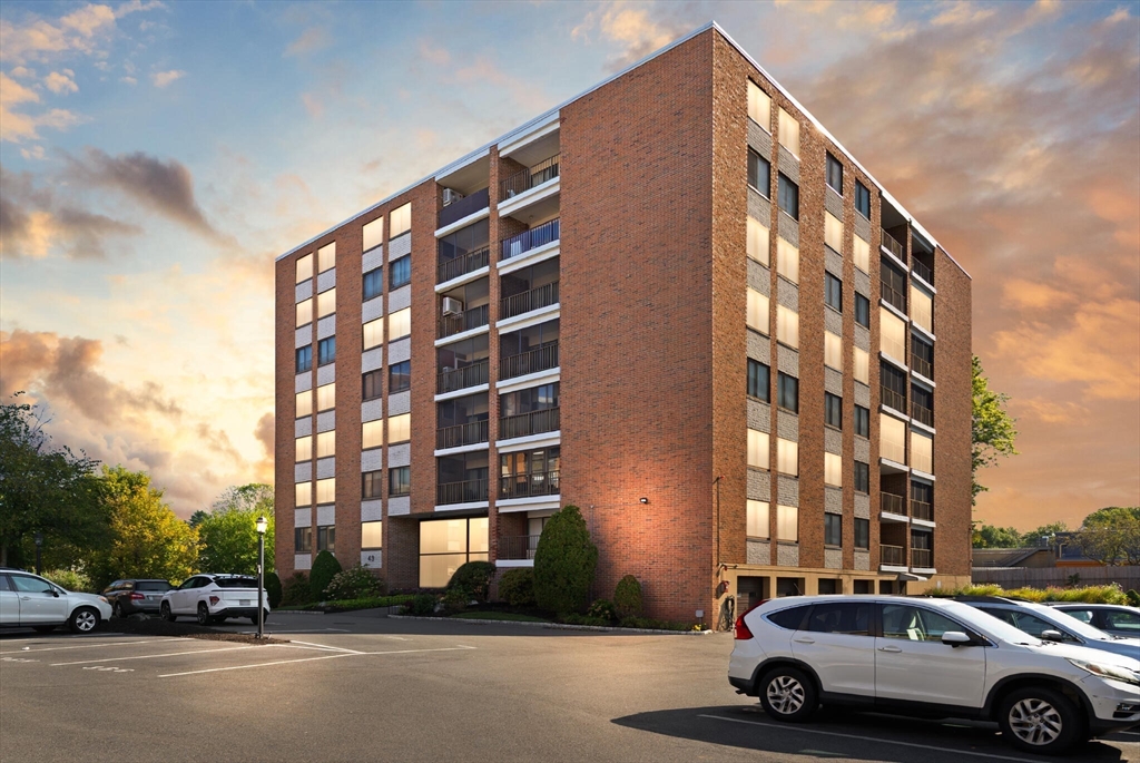 49 Melrose Street Unit: 1F