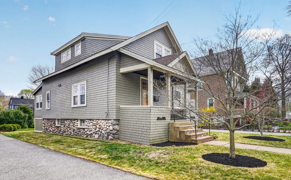 15 Boardman Ave