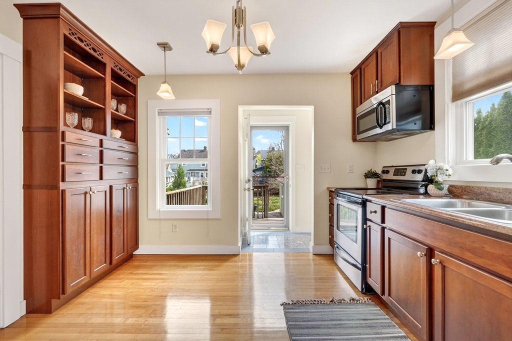 15 Boardman Ave