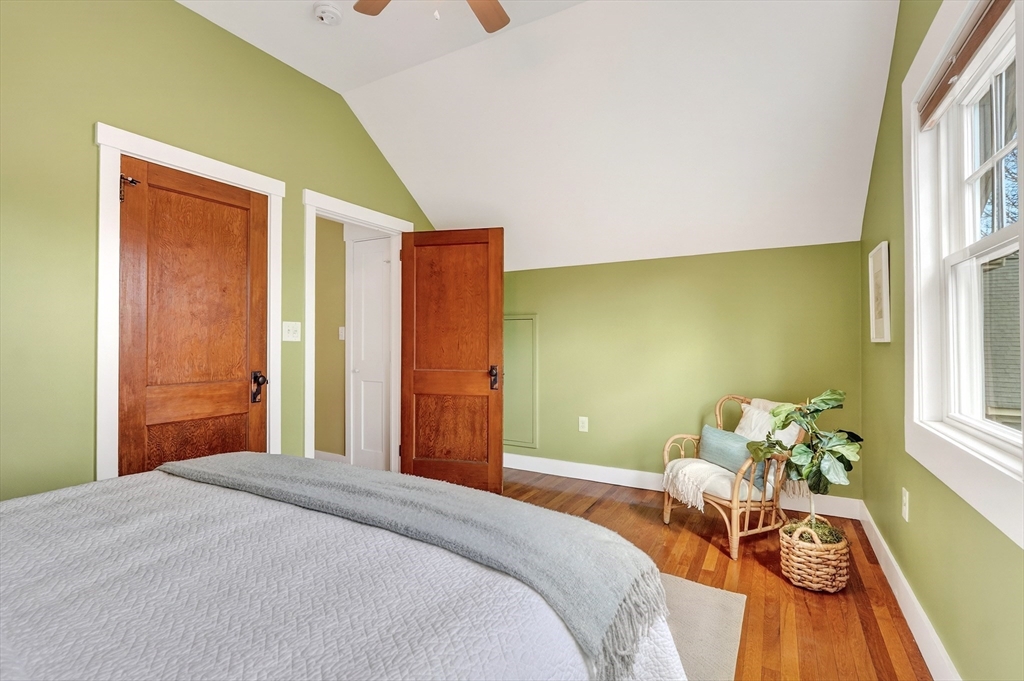 15 Boardman Ave