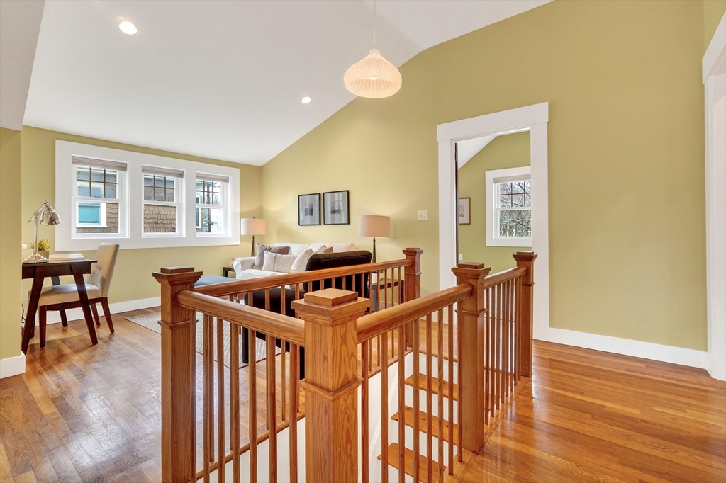15 Boardman Ave