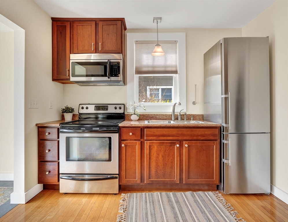 15 Boardman Ave