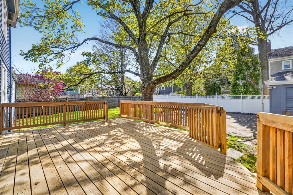 26 Garfield Rd