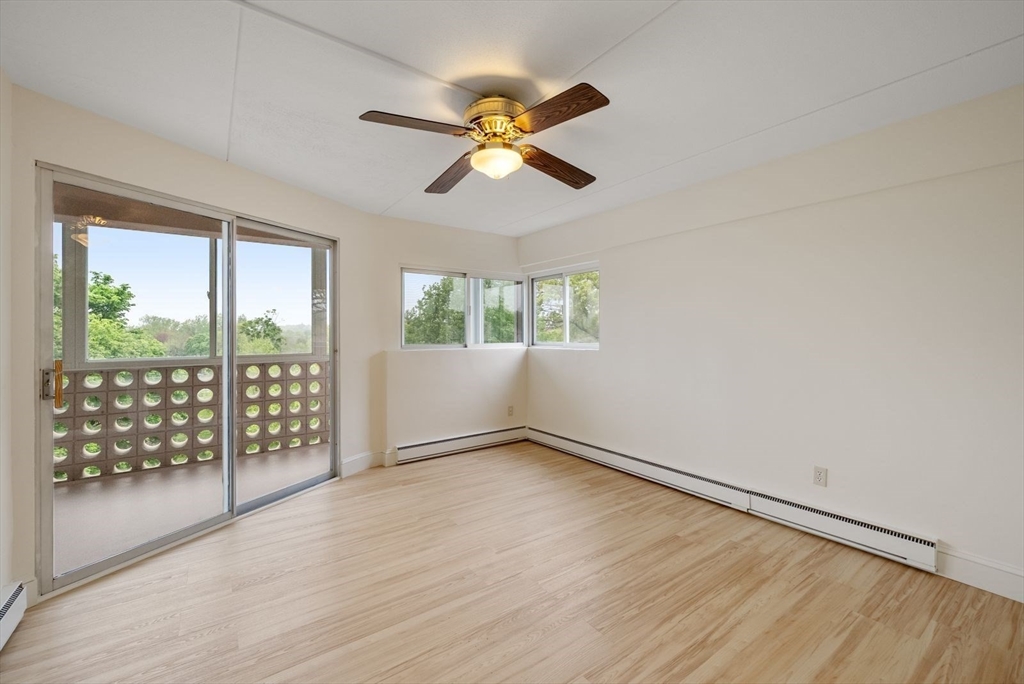 53 Melrose St Unit: 5H