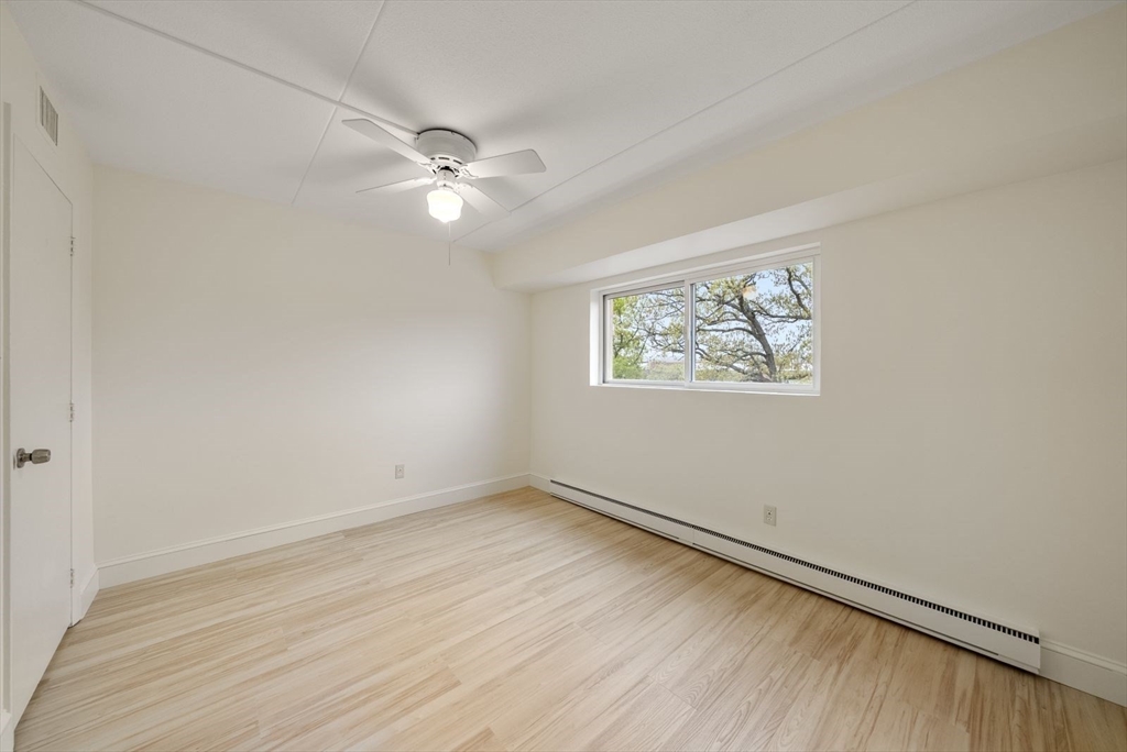 53 Melrose St Unit: 5H