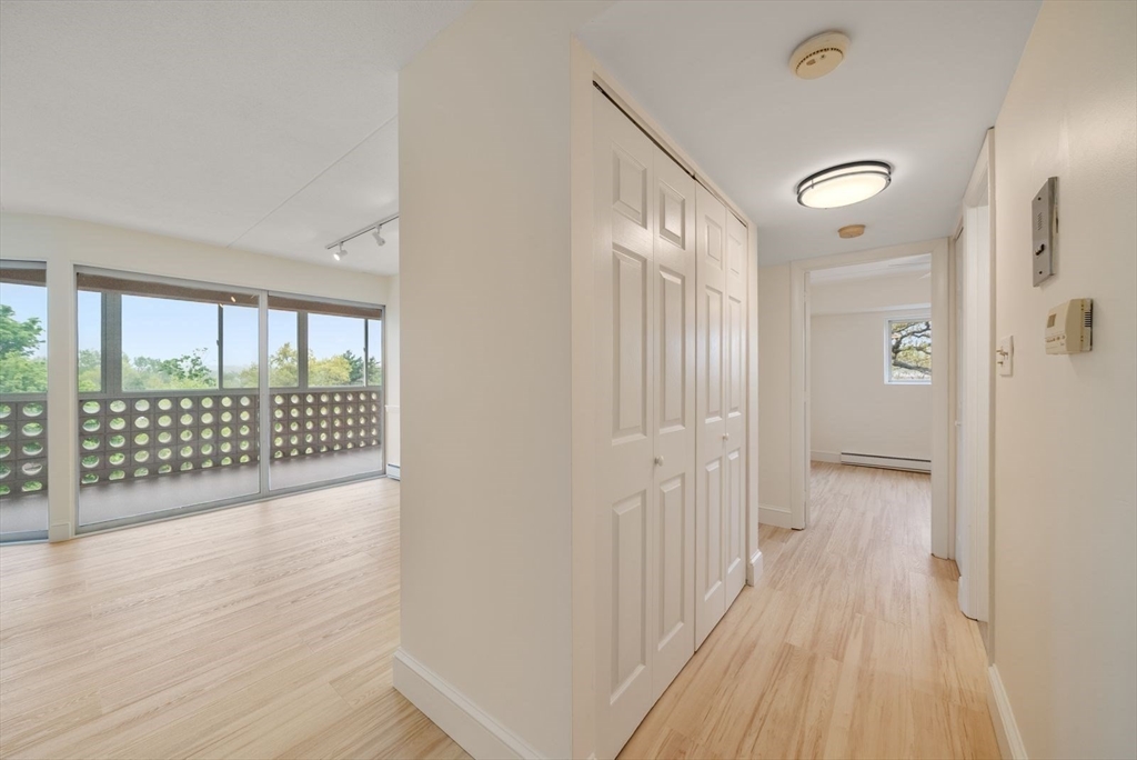 53 Melrose St Unit: 5H