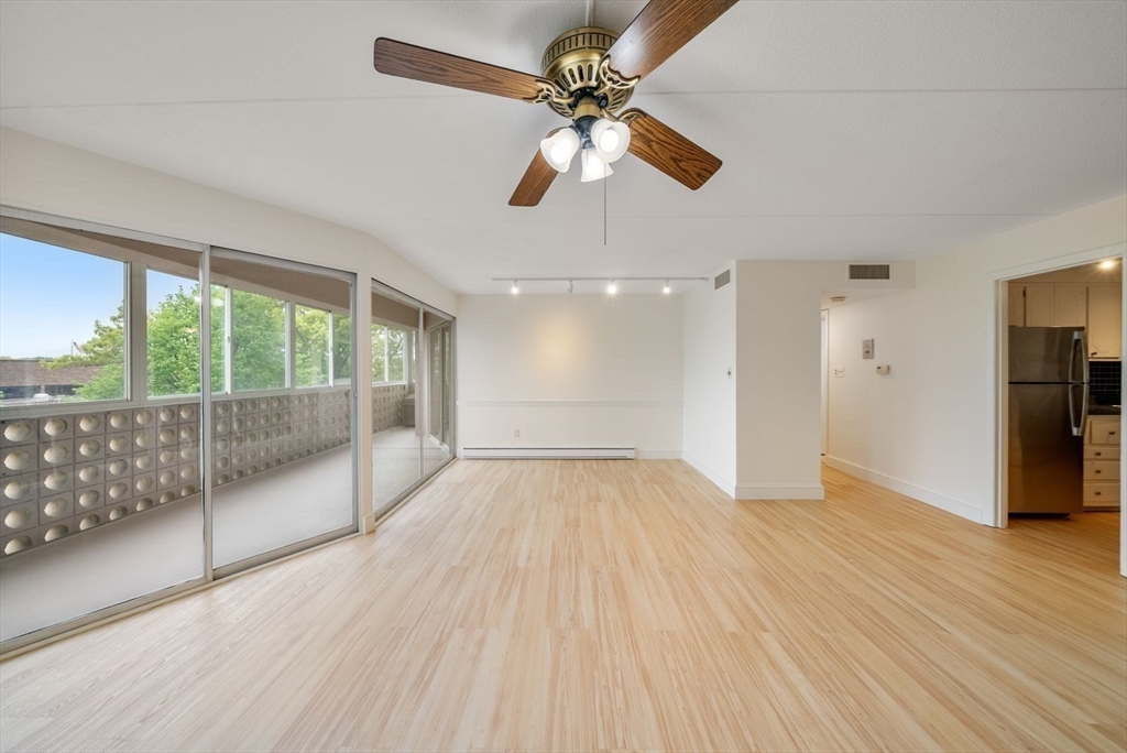 53 Melrose St Unit: 5H