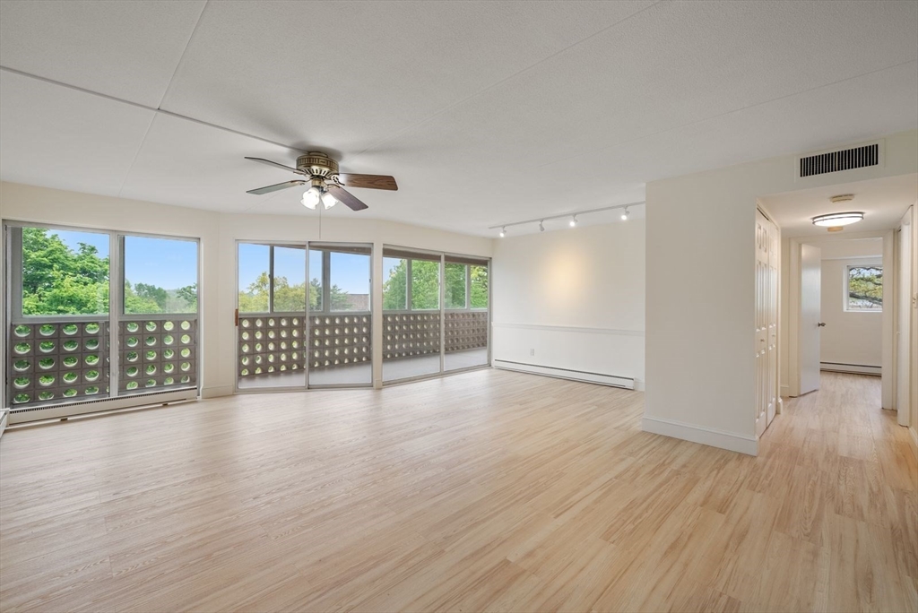53 Melrose St Unit: 5H