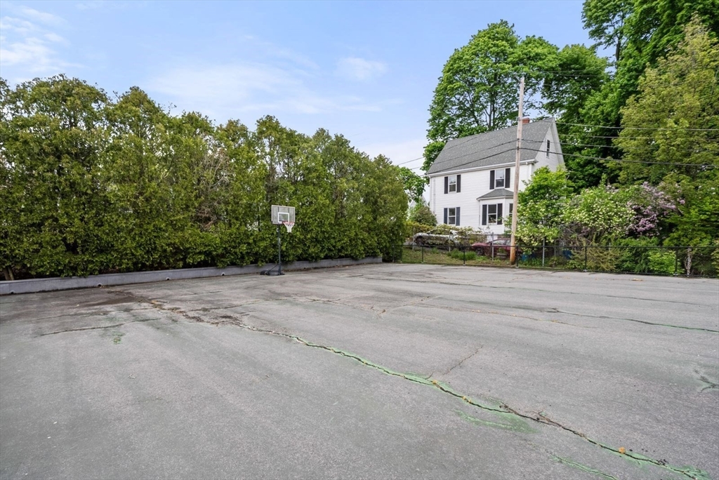 53 Melrose St Unit: 5H