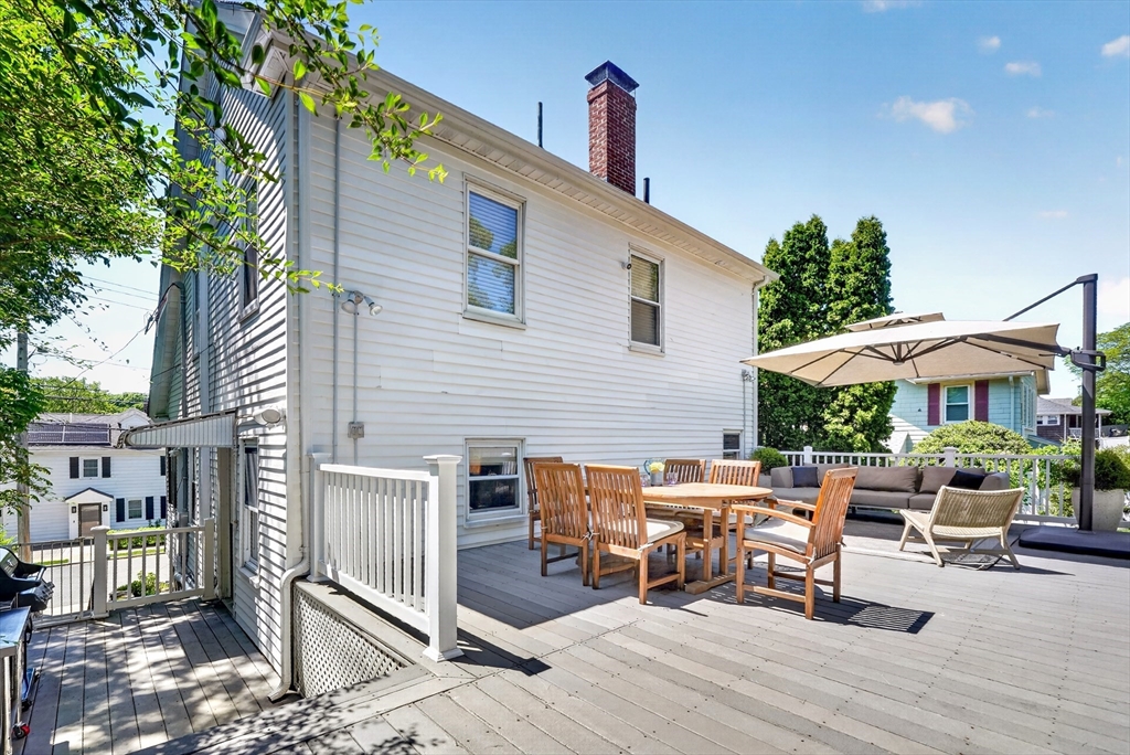 214 Laurel Street