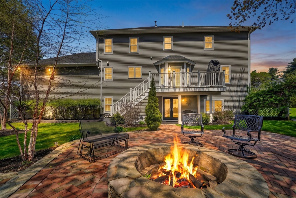 2 Heritage Lane