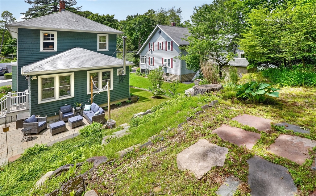 45 Maple Rd