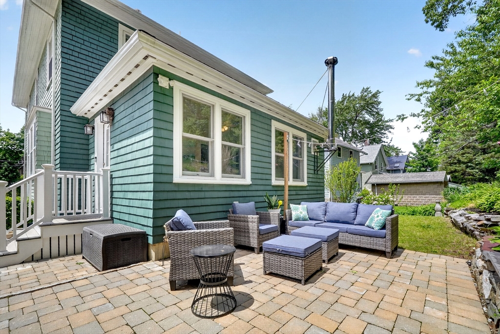 45 Maple Rd