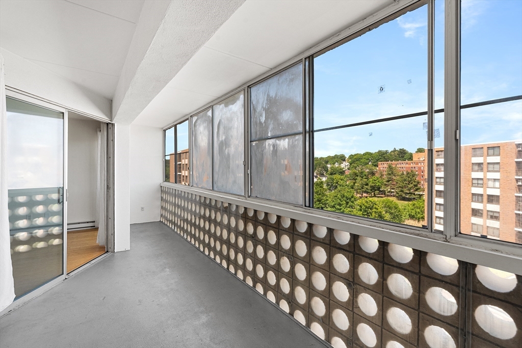 53 Melrose St Unit: 6F