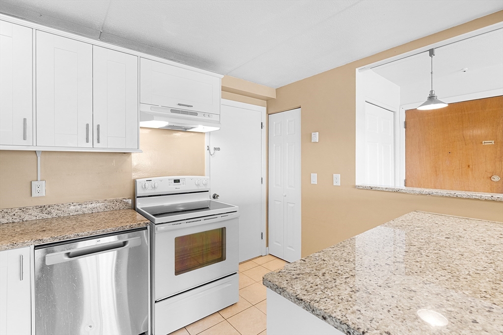 53 Melrose St Unit: 6F