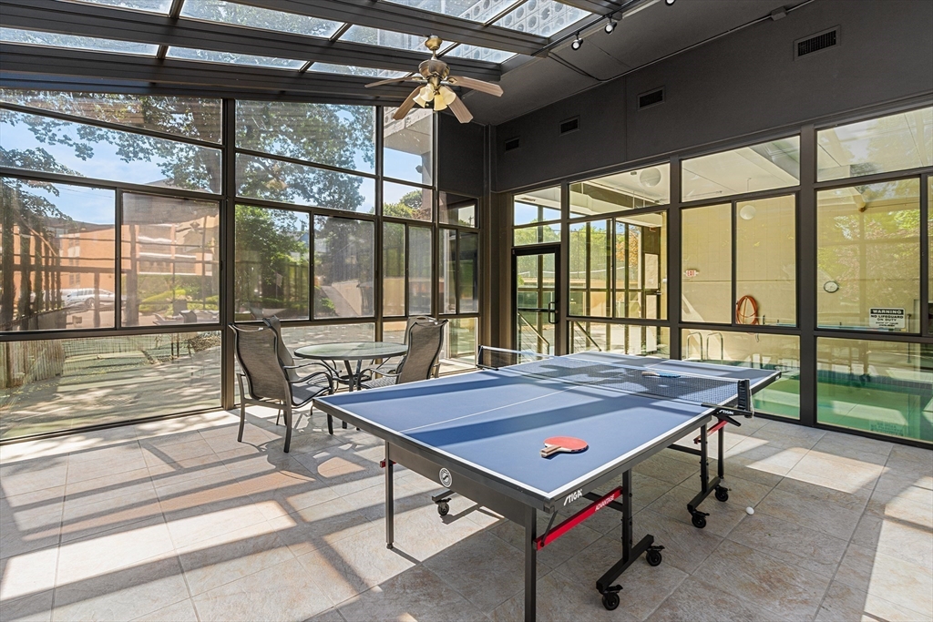 53 Melrose St Unit: 6F