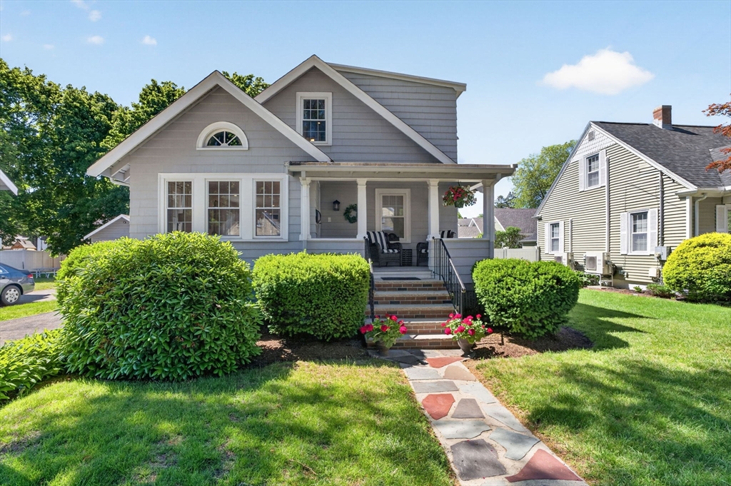 18 Hanson St.