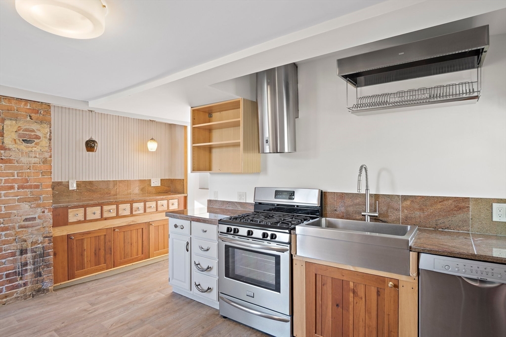 83 Marvin Rd # 3