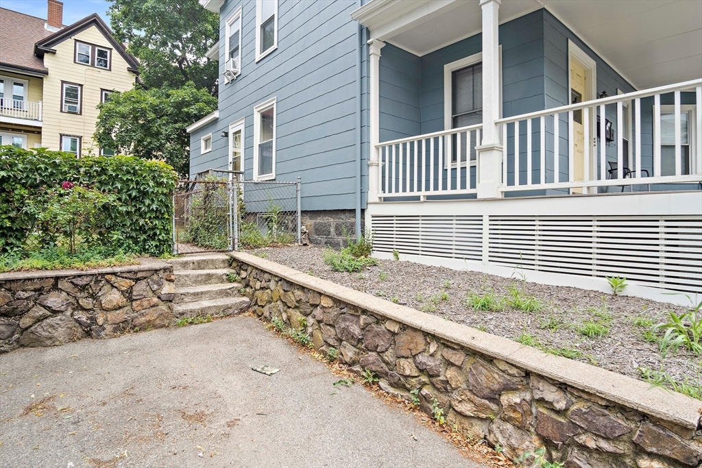 135 Clifton Street # 1