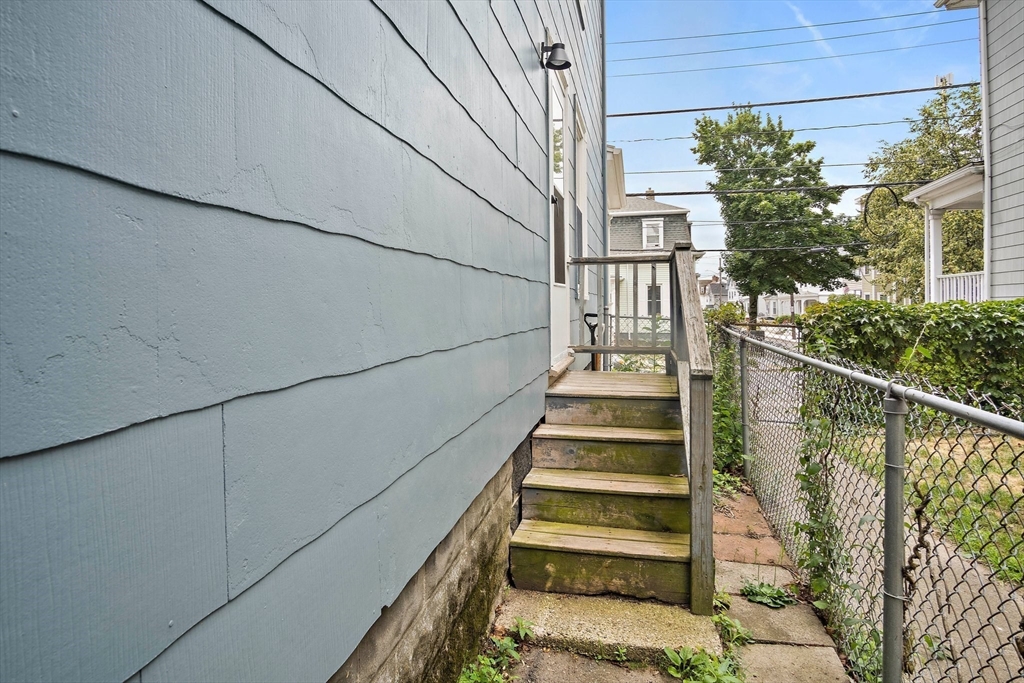135 Clifton Street # 1