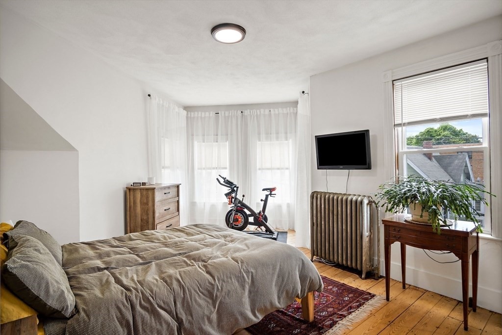 135 Clifton Street # 3