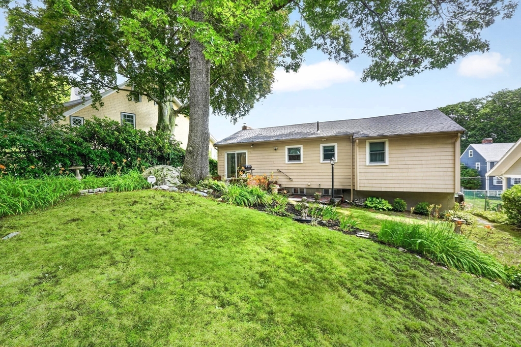 56 Nowell Rd