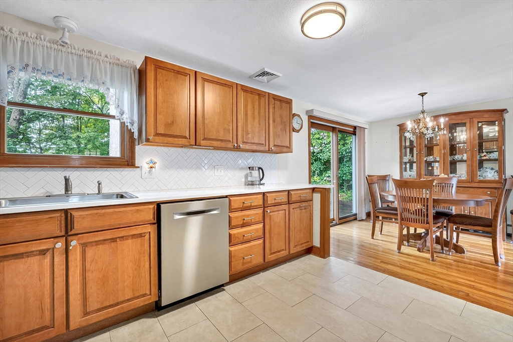56 Nowell Rd