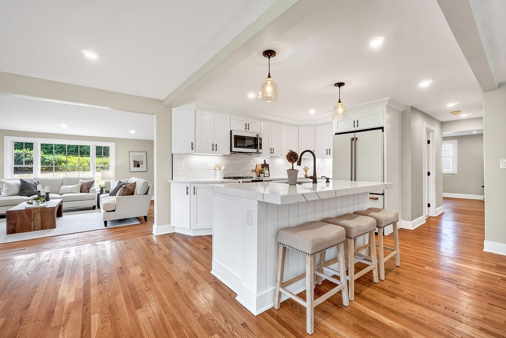 28 Fieldstone Dr