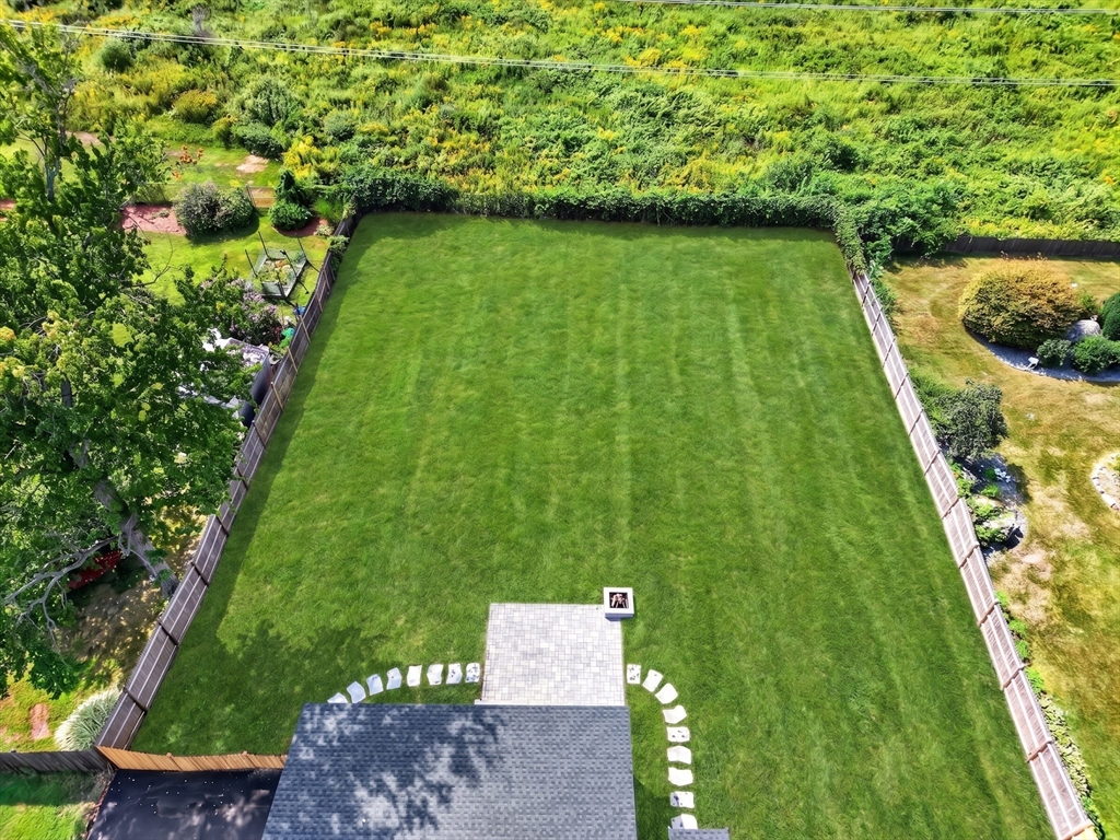 28 Fieldstone Dr