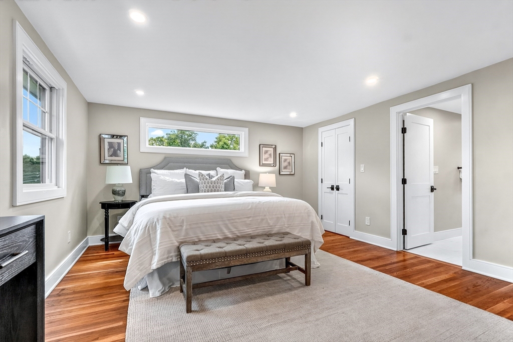28 Fieldstone Dr