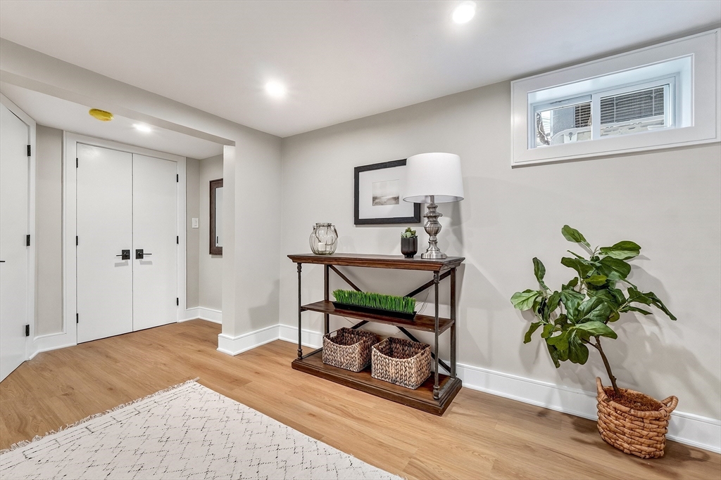 28 Fieldstone Dr