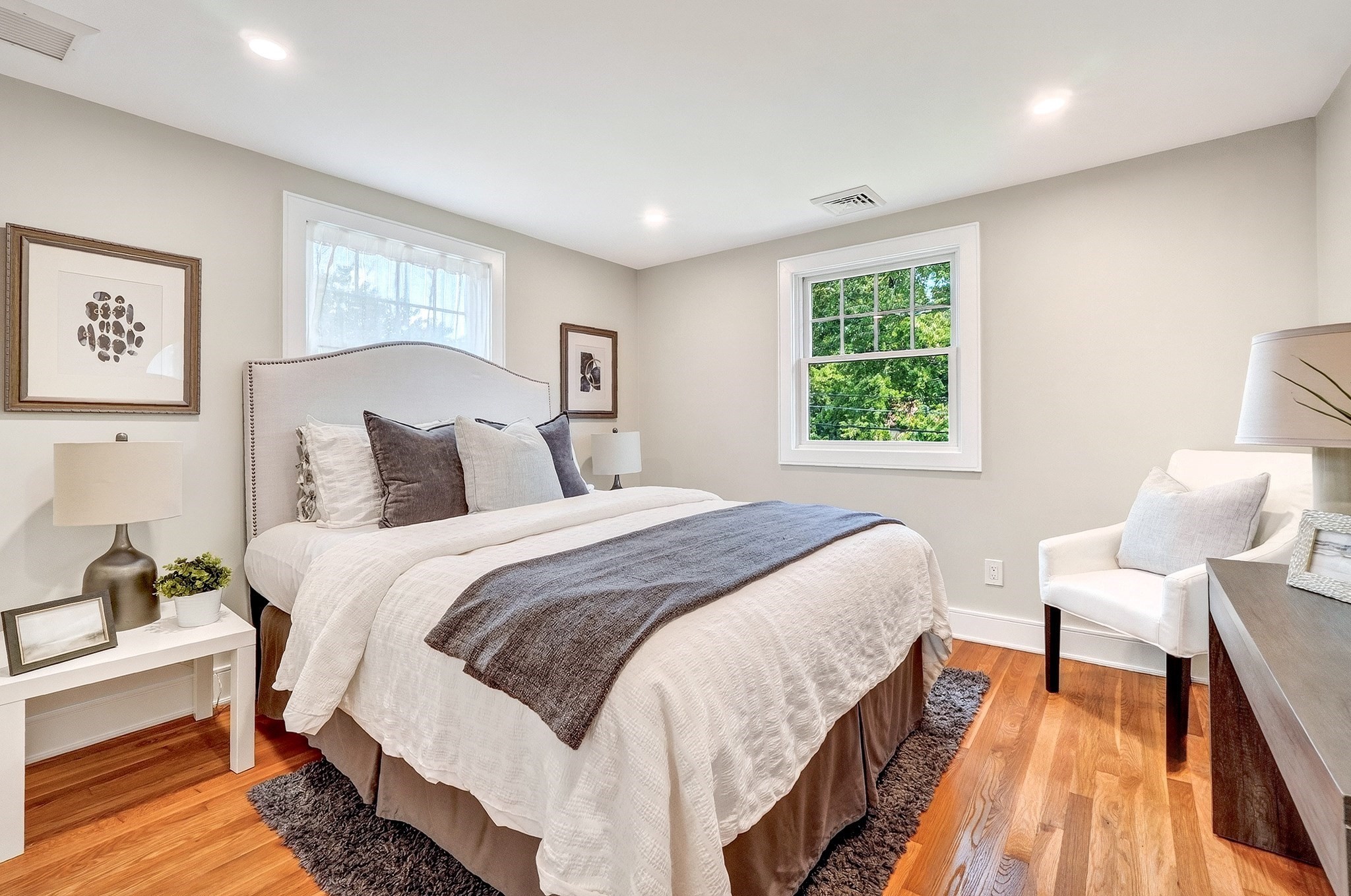 28 Fieldstone Dr