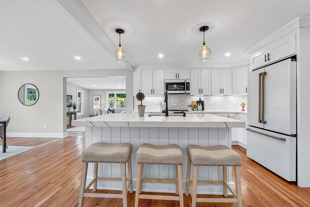 28 Fieldstone Dr