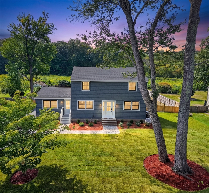 28 Fieldstone Dr