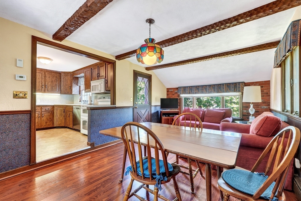 66 Stillman Rd