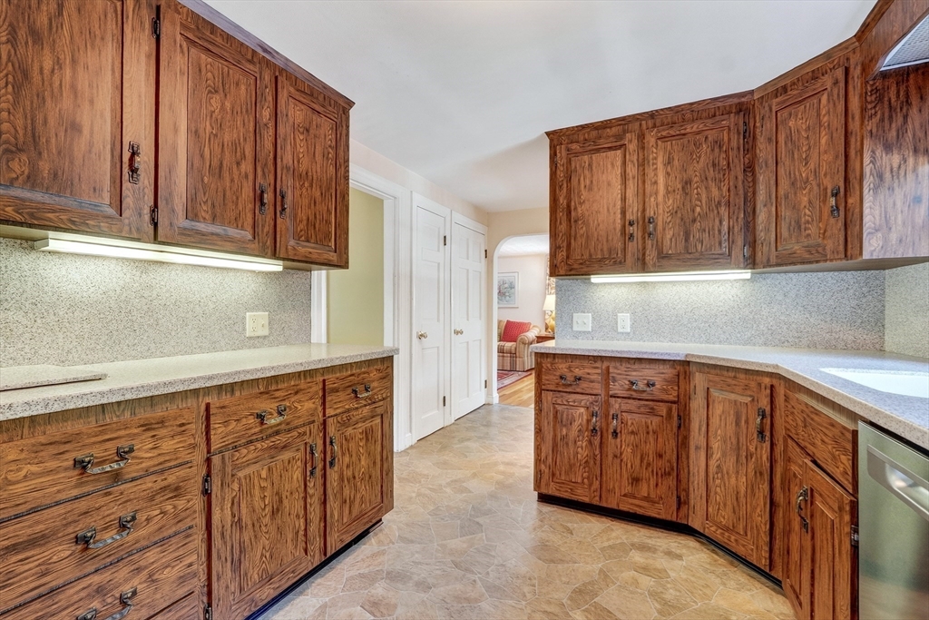 66 Stillman Rd