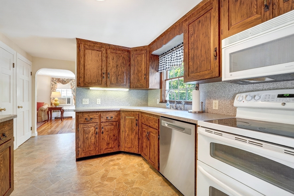 66 Stillman Rd