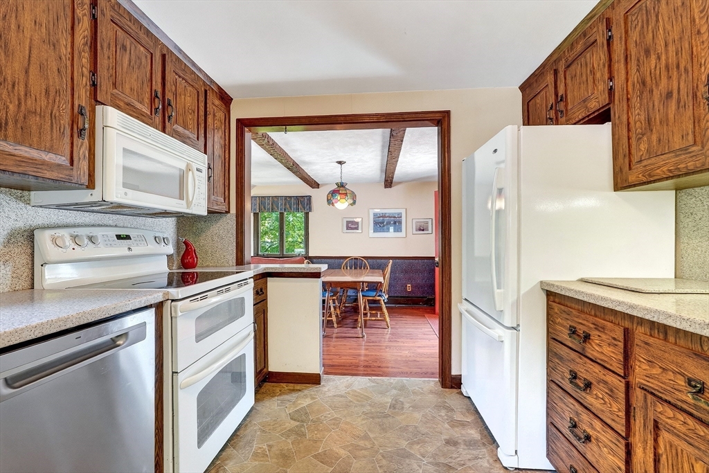 66 Stillman Rd