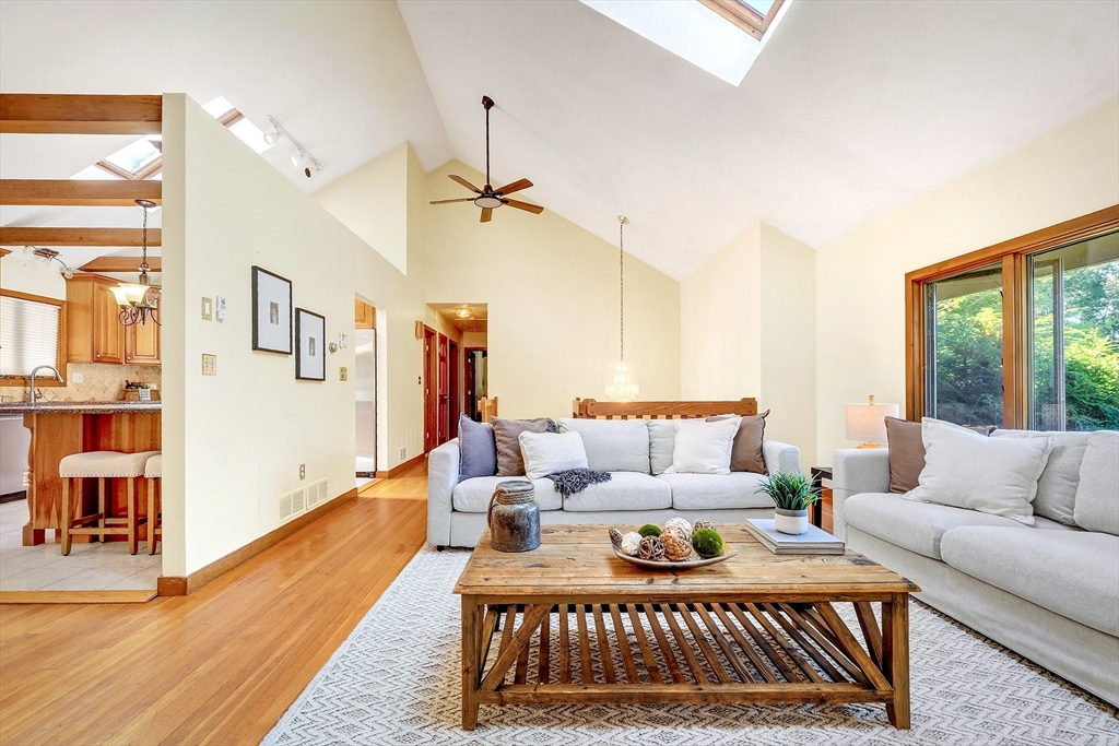 3 Macone Cir